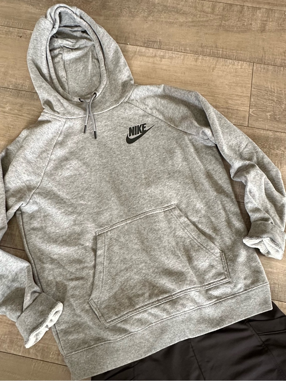 Nike Women's Small Gray Funnel Neck Hoodie Sweatshirt Logo Athleisure